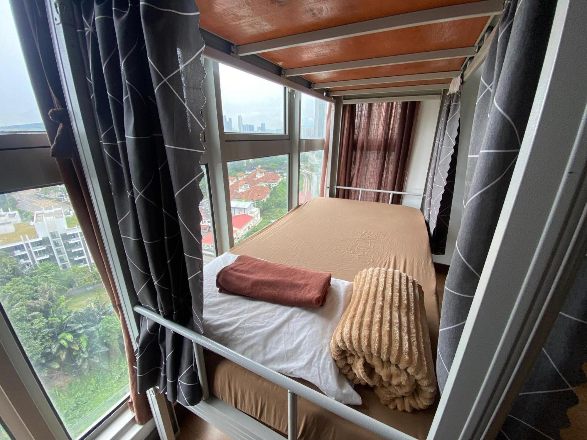 Regalia Exclusive Hostel Kuala Lumpur Esterno foto